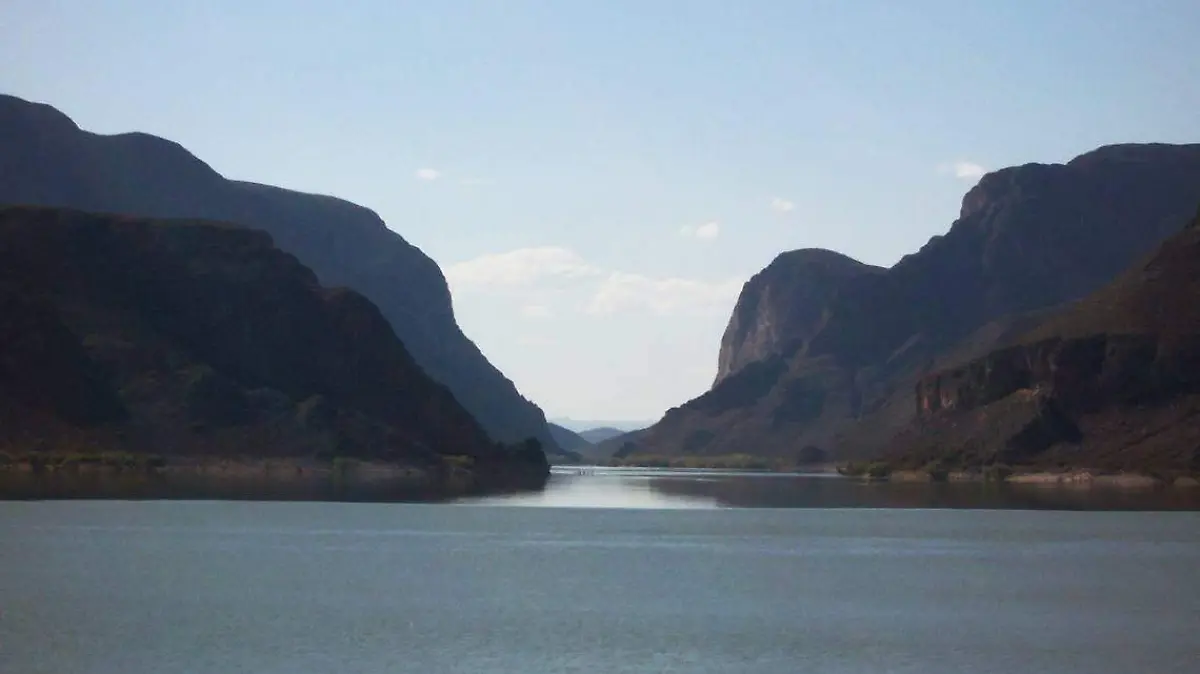 Presa Lázaro Cardenas